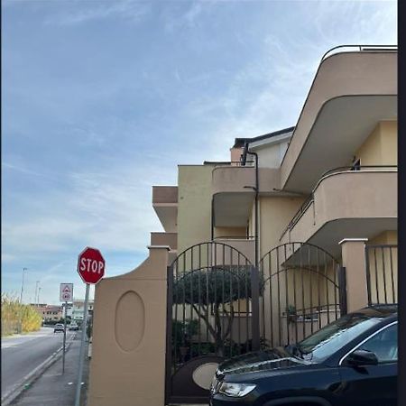 Casa Sofia Apartment Mondragone Exterior foto